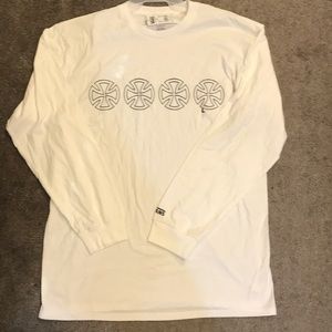 NWT Vans Long sleeve graphic tee